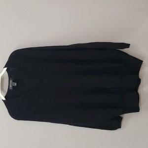 St. john 100% cashmere sweater